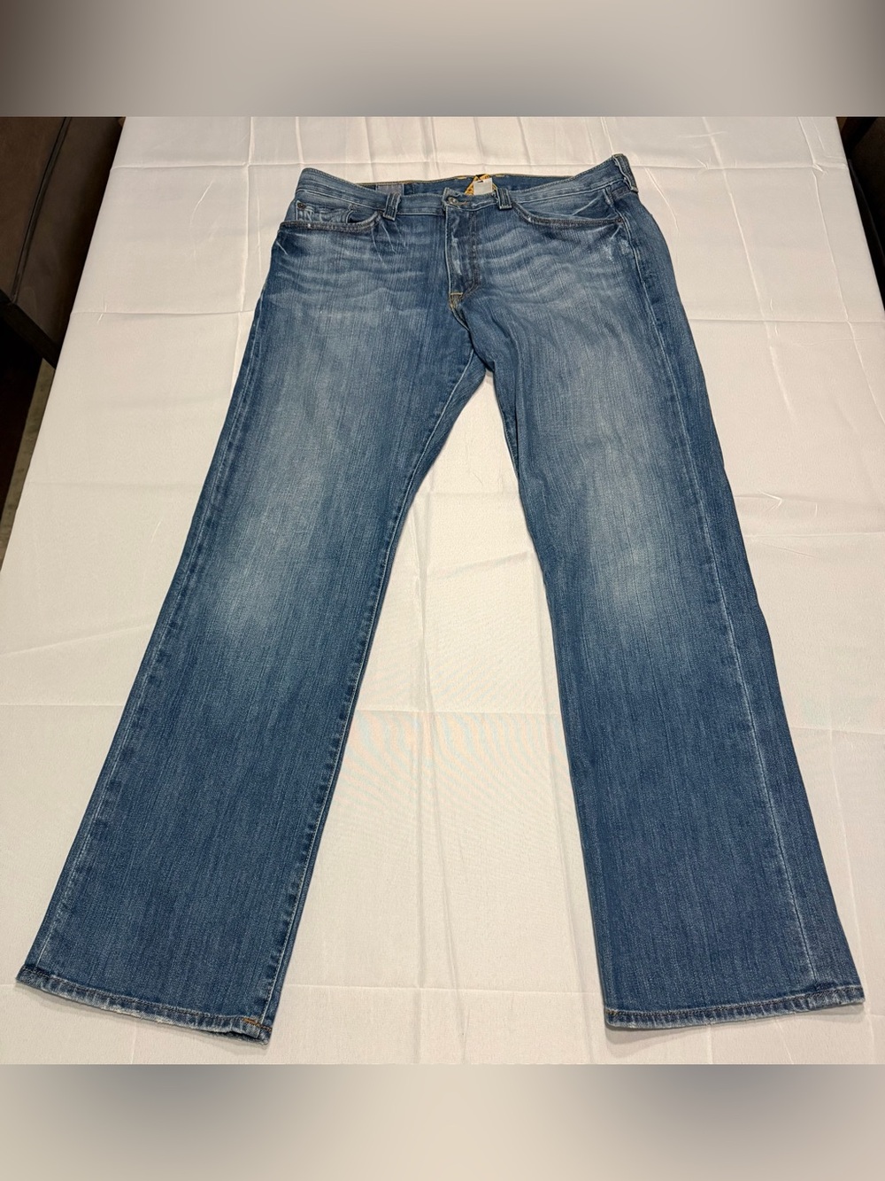 Lucky Brand Vintage Straight Jeans Men’s 33 Medium Wash Stretch Denim Blue - Picture 2 of 12